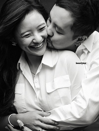 Aileen Choi Photo — Natural Light Studio Couples Session in Vancouver, BC -  Alex + Michelle